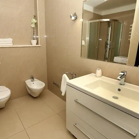 Apartment Hermes